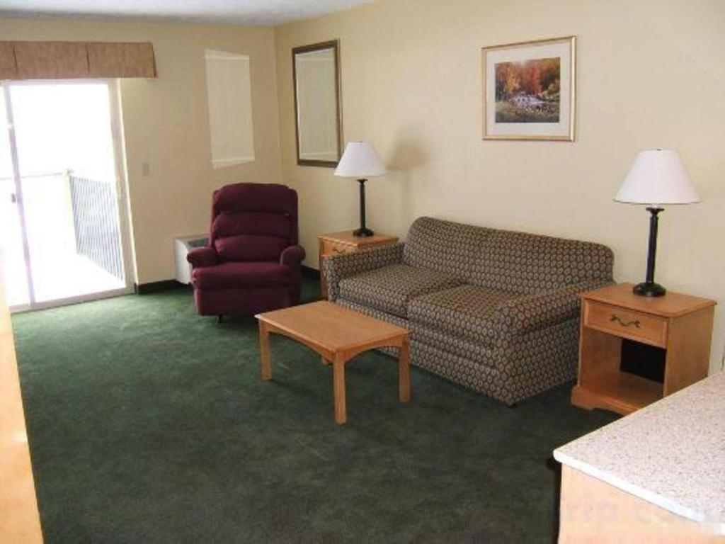 Holiday Inn Express Munising-Lakeview Hotel By Ihg Exterior foto