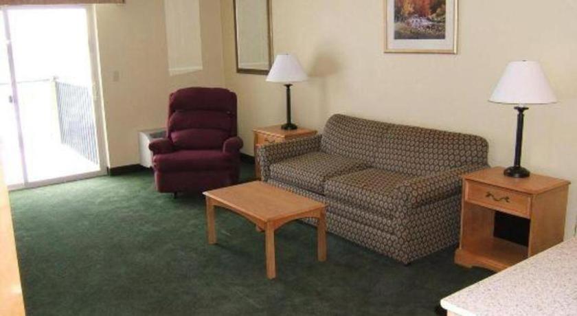 Holiday Inn Express Munising-Lakeview Hotel By Ihg Exterior foto