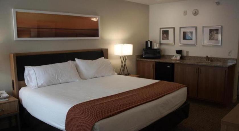 Holiday Inn Express Munising-Lakeview Hotel By Ihg Exterior foto