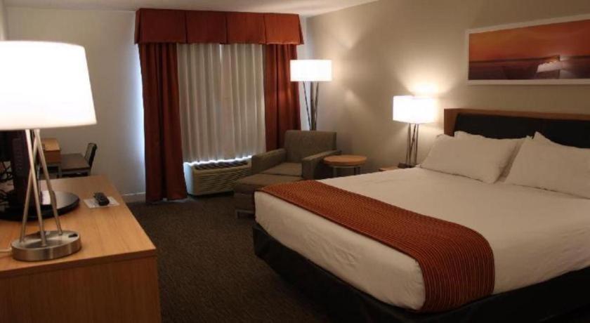 Holiday Inn Express Munising-Lakeview Hotel By Ihg Exterior foto
