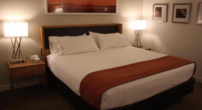 Holiday Inn Express Munising-Lakeview Hotel By Ihg Exterior foto