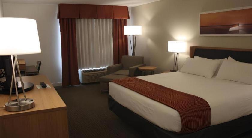 Holiday Inn Express Munising-Lakeview Hotel By Ihg Exterior foto